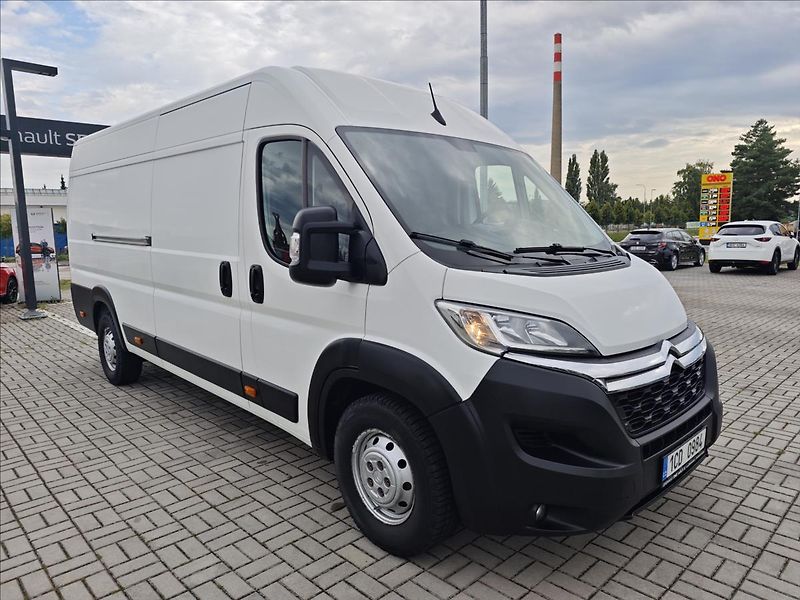 Citroën Jumper 2,2 BlueHDi140 S&S MAN6  FURGO - fotka 8 z 20