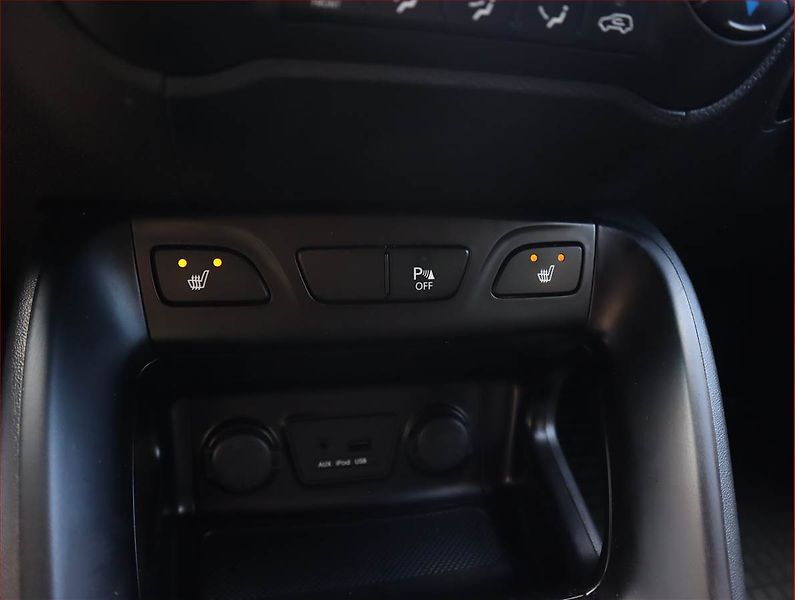 Hyundai ix35 (2012) 1.7 CRDi, Tempomat - fotka 16 z 16