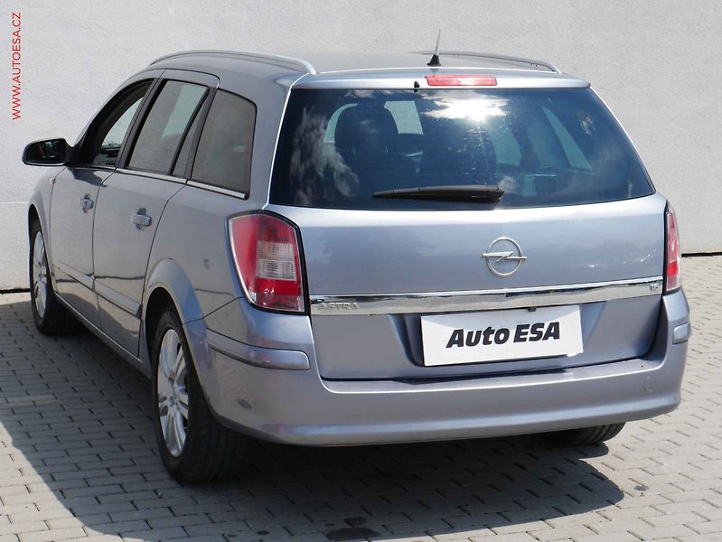 Opel Astra (2008) 1.6i, AC - fotka 6 z 17