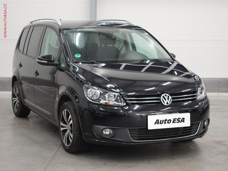 Volkswagen Touran (2011) 1.6TDI, Klima - fotografie inzerátu