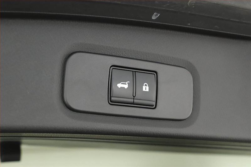 Nissan Qashqai (2026) 1.3 DIG-T MHEV, Tekna, Navigac - fotka 11 z 18