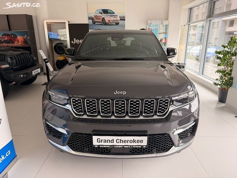 Jeep Grand Cherokee (2026) Summit Reserve 2.0 Turbo 4xe P - fotka 2 z 17