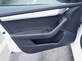 Škoda Octavia 1.6 TDI 85 kW - náhled 17