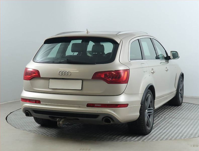 Audi Q7 (2013) S-Line 3.0 TDI, 4X4, Automat - fotka 5 z 26