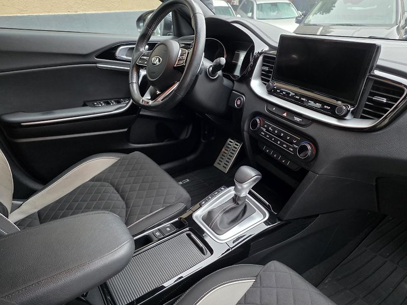 Kia Ceed (2021) 1.6-GT-LINE-V ZÁRUCE  - fotka 13 z 20