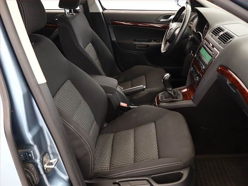 Škoda Octavia (2011) 1.8 TSI, 4X4, Serv.kniha - fotka 7 z 16