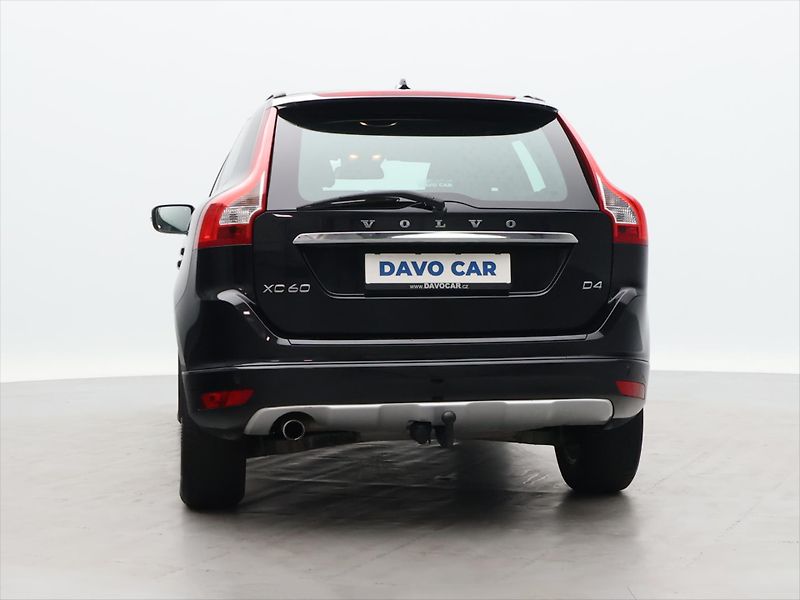 Volvo XC60 2,0 D4 120kW Momentum AUT - fotka 6 z 30