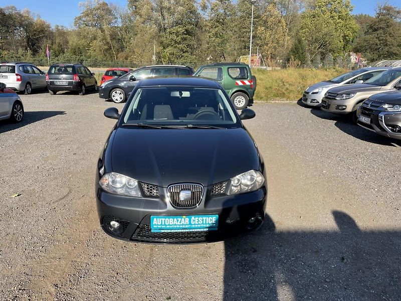 Seat Ibiza 1.2i - fotka 2 z 18