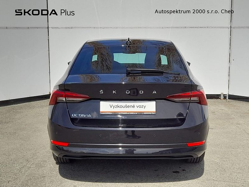 Škoda Octavia Ambition Klima paket 1.5 TSI 1 - fotka 17 z 28