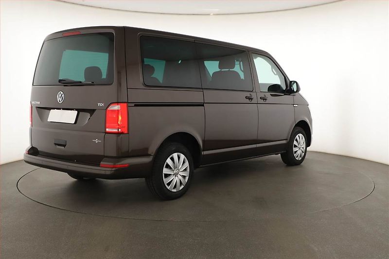 Volkswagen Multivan (2018) 2.0 TDI - fotka 5 z 18