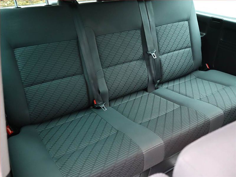 Volkswagen Multivan (2011) Comfortline 2.0 TDI - fotka 17 z 17