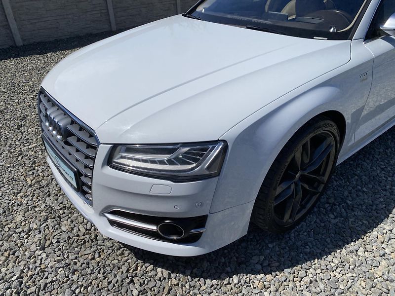 Audi A8 S8 4.0i V8 520PS CZ DPH EXTRA! - fotka 14 z 176