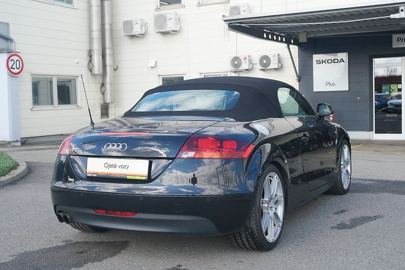 Audi TT - fotka 2 z 6