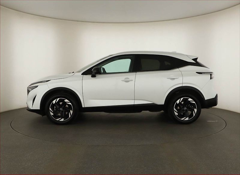 Nissan Qashqai (2025) 1.3 DIG-T MHEV, N - Connecta - fotka 3 z 17