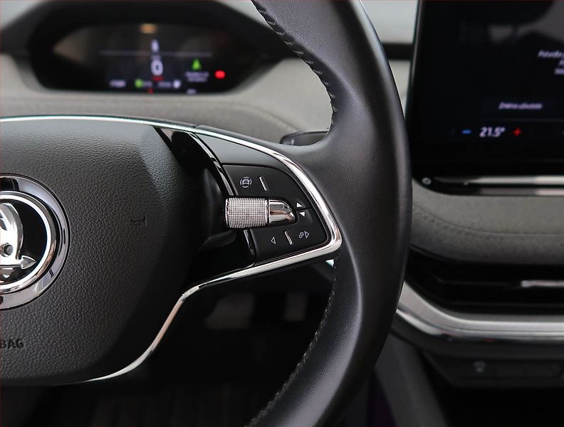 Škoda Enyaq (2022) 60 (62 kWh), SoH 93% - fotka 22 z 29