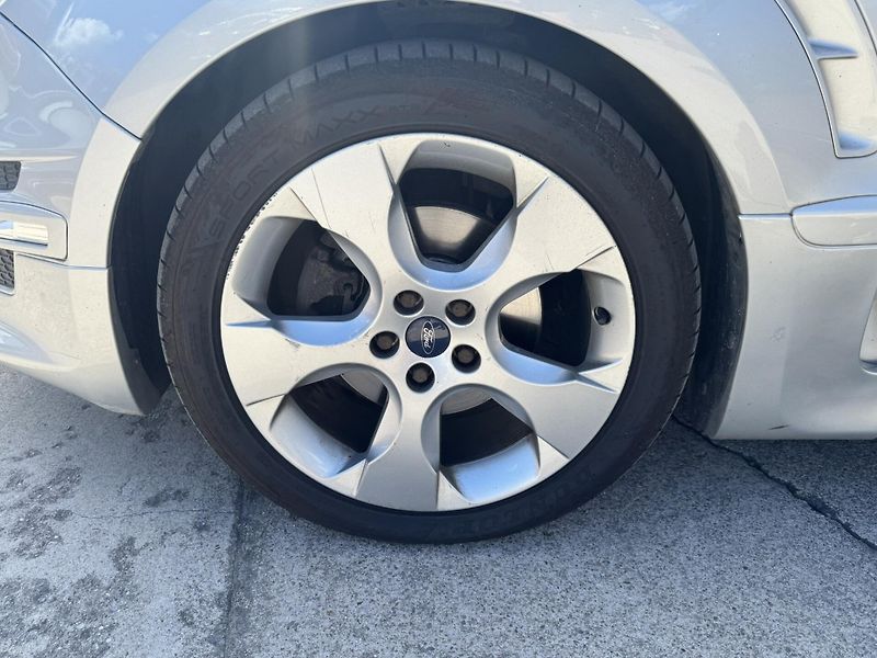 Ford S-MAX - fotka 11 z 13