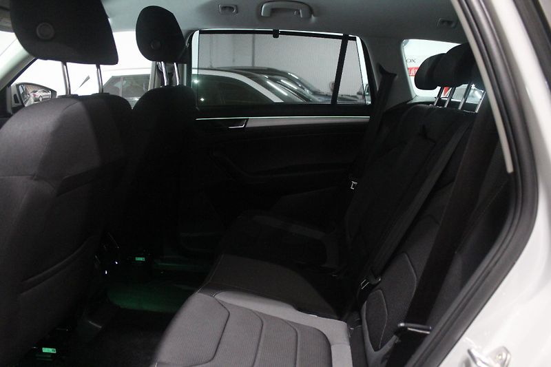 Škoda Kodiaq (2022) 110kW DSG, Tažné, Matrix, 2023 - fotka 11 z 36