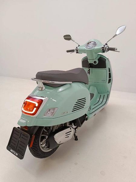 Vespa GTS 125 (2026) Verde Amabile E5+ - fotka 5 z 15