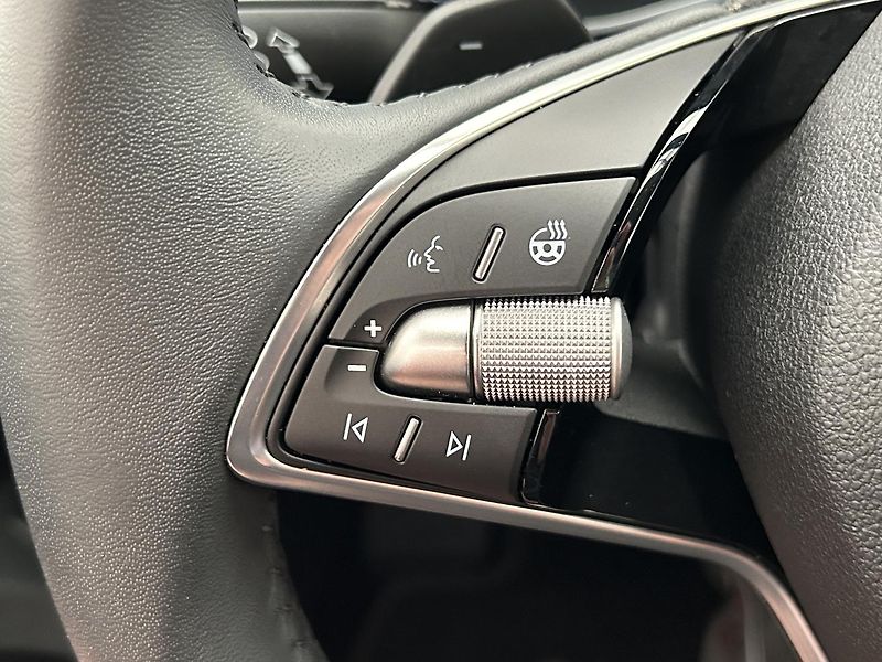 Škoda Octavia 1.5 TS EXLUSIVE SELECTION - fotka 16 z 29