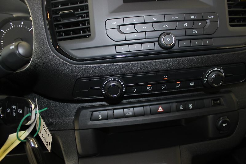 Opel Vivaro (2024) Van M (L1) 1,5 CDTI - fotka 9 z 16