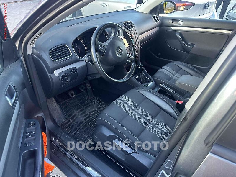 Volkswagen Golf (2012) 1.4 TSI, autoAC - fotka 3 z 3