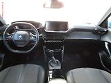 Peugeot 2008 (2021) 1.5 HDi, ČR, Allure, navi - náhled 8