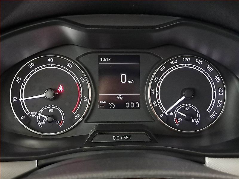 Škoda Kamiq (2022) Ambition 1.0 TSI, Serv.kniha - fotka 11 z 17