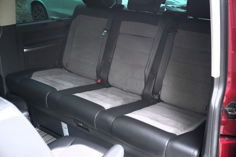 Volkswagen Multivan 2.0TDI 4M,Highline,Webasto,TZ - fotka 33 z 37