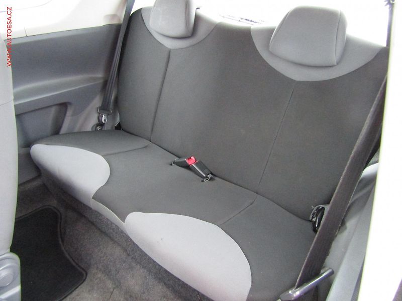 Citroën C1 (2007) 1.0i - fotka 10 z 18