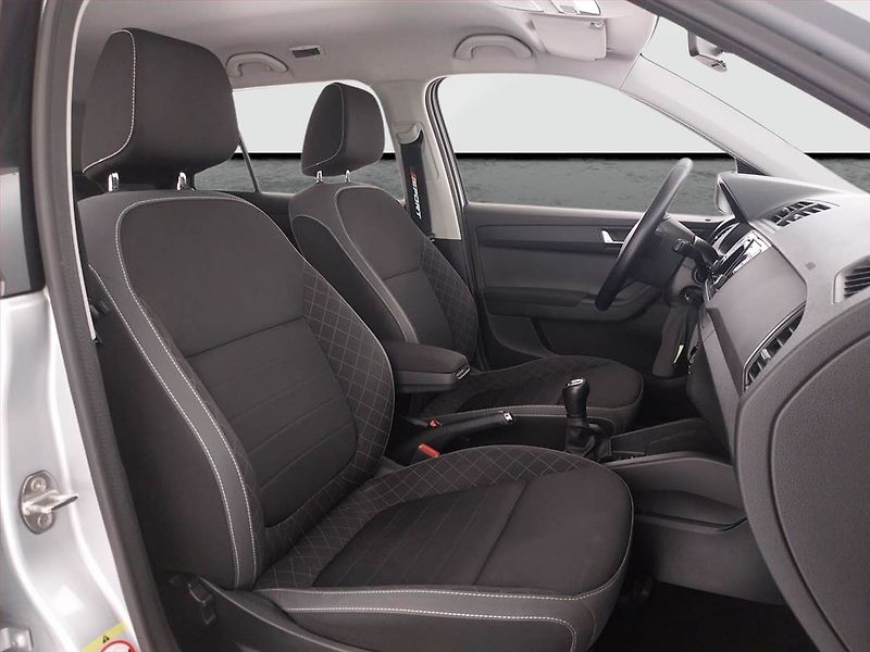 Škoda Fabia (2020) Ambition 1.0 TSI, Serv.kniha - fotka 9 z 20