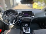 Kia Ceed 1,5 T-GDI 118 Top AT - náhled 9