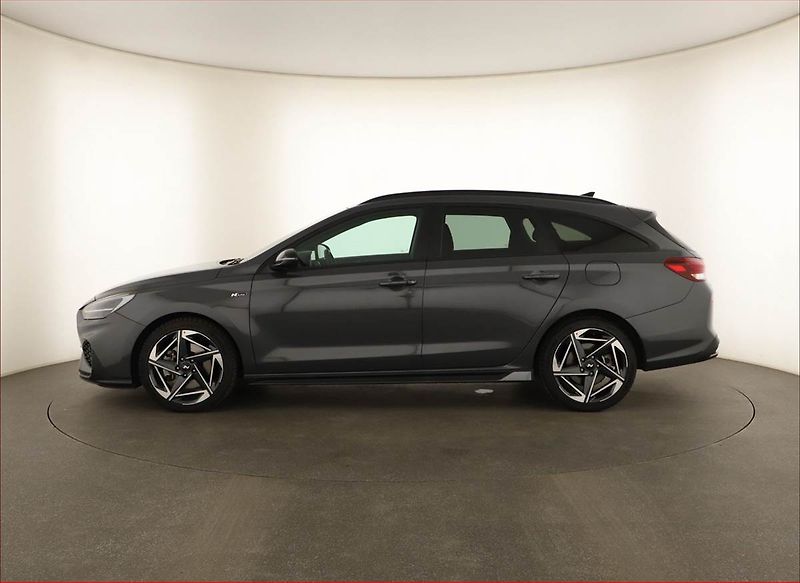 Hyundai i30 (2025) 1.5 T-GDI MHEV 48V, N-LINE - fotka 3 z 15