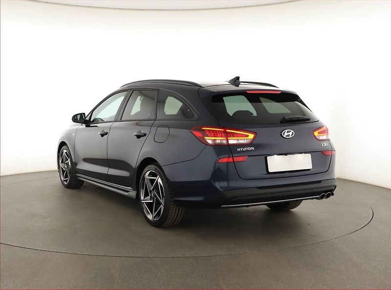 Hyundai i30 (2025) 1.5 T-GDI MHEV 48V, N-Line - fotka 4 z 20