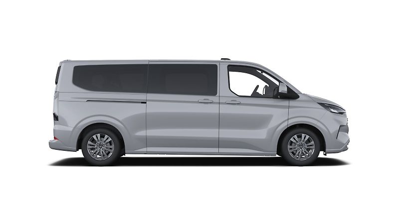 Ford Tourneo Custom (2025) Titanium L2, Tourneo, 2.0 EcoB - fotka 2 z 9