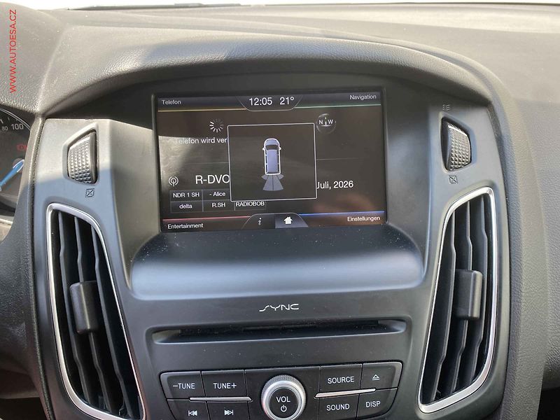 Ford Focus (2016) 1.0 EB, Trend, navi, stř. - fotka 16 z 17