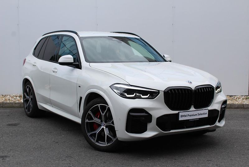 BMW X5 xDrive30d - fotka 7 z 28