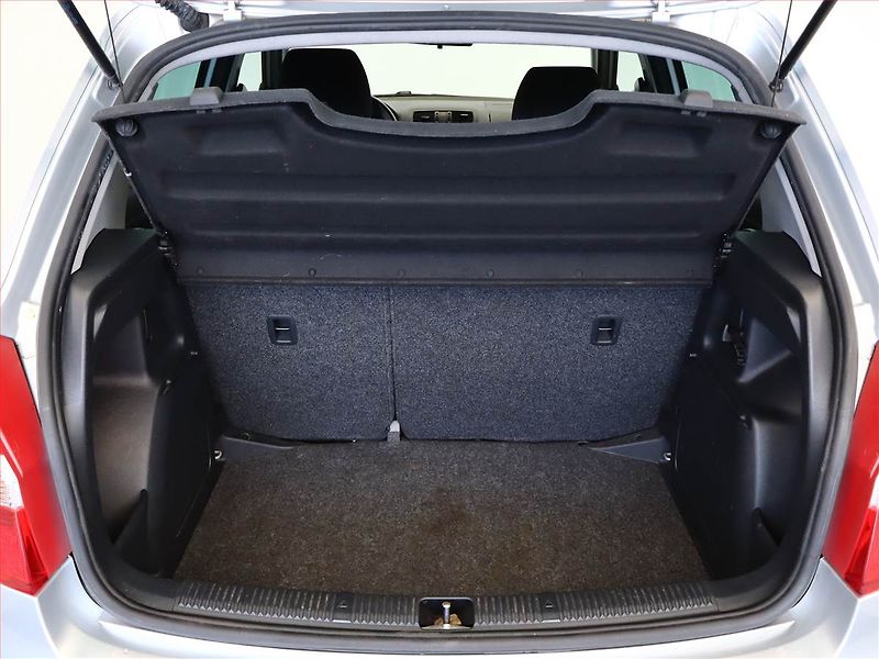 Volvo V60 (2017) D3 2.0, Automat, Serv.kniha - fotka 11 z 17