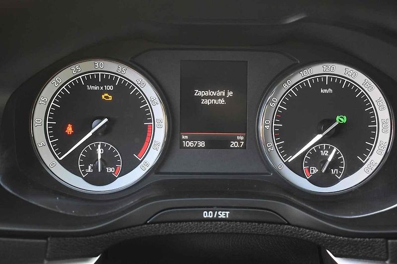 Škoda Karoq je úspěšná jako nový vůz i jako ojetina.