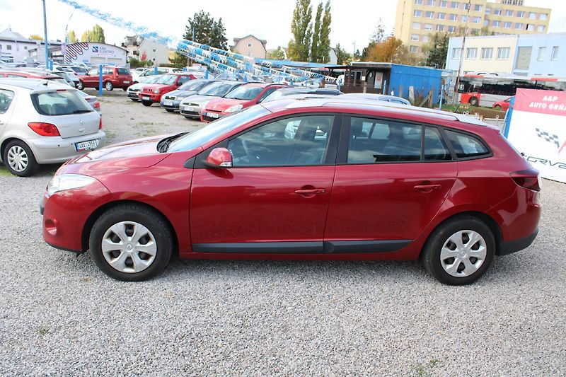 Renault Mégane (2011) 1,5DCI KLIMA EL.OKNA TEMPOMAT - fotka 4 z 16
