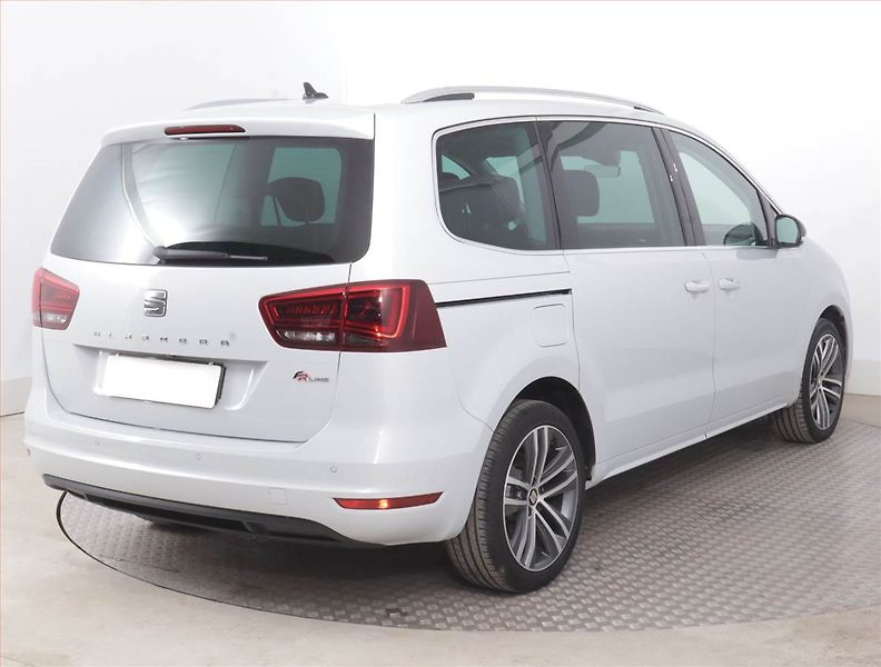 Seat Alhambra (2022) 1.4 TSI - fotka 5 z 19
