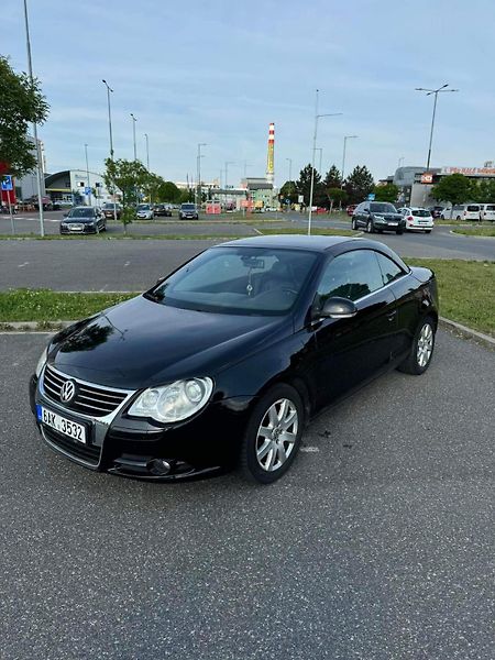 Volkswagen EOS (2008) - fotka 4 z 14