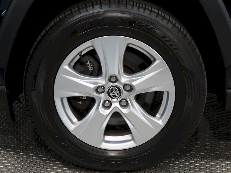 Toyota RAV4 (2021) ACTIVE 2.5 HYBRID 131KW - fotka 12 z 32