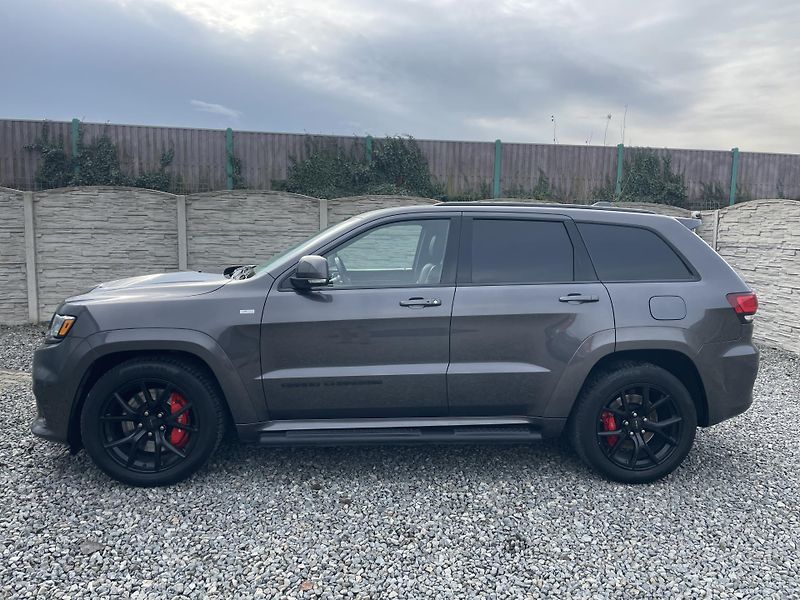 Jeep Grand Cherokee 6.4i 480PS HEMI SRT CZ 78000KM - fotka 6 z 187