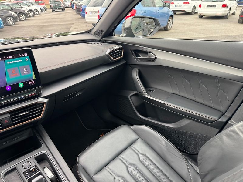 Cupra Formentor (2021) VZ e-Hybrid 180kW - fotka 17 z 31