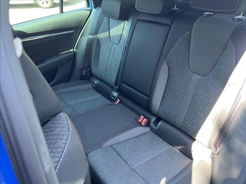 Škoda Octavia 2,0 TDI 110kW Style webasto - fotka 12 z 31