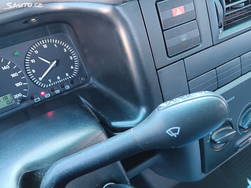 Volkswagen Transporter 2.4D 57kW valník - fotka 20 z 21