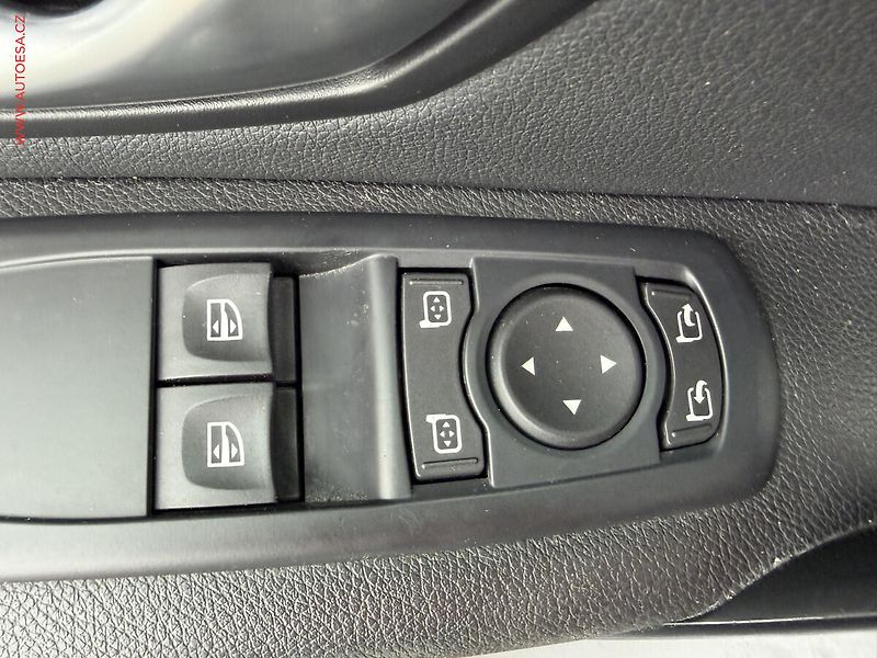 Renault Mégane (2010) 1.4TCe, Navi, +ALU - fotka 10 z 20