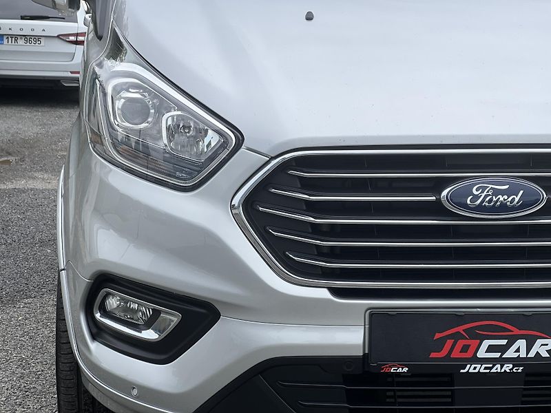 Ford Tourneo Custom 2.0TDCi TITANIUM 8MÍST ČR DPH - fotka 40 z 44