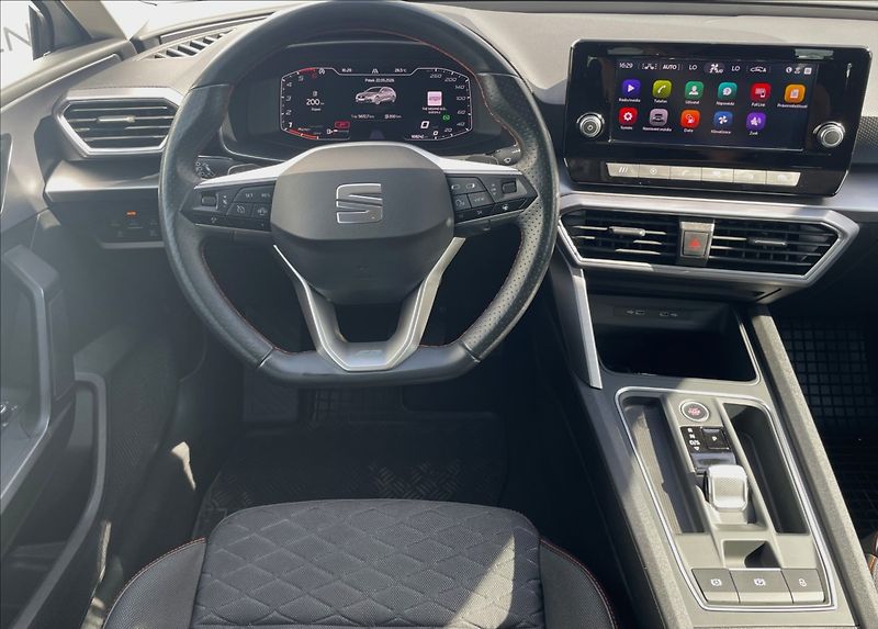 Seat Leon 2,0 TDi,FR,110kW,DSG,1.maj.,ČR - fotka 13 z 24