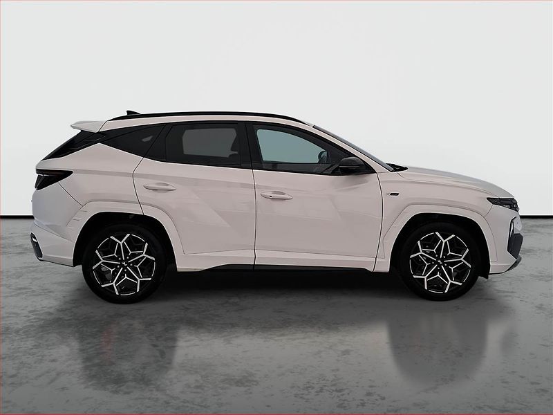 Hyundai Tucson (2023) 1.6 T-GDI - fotka 6 z 21